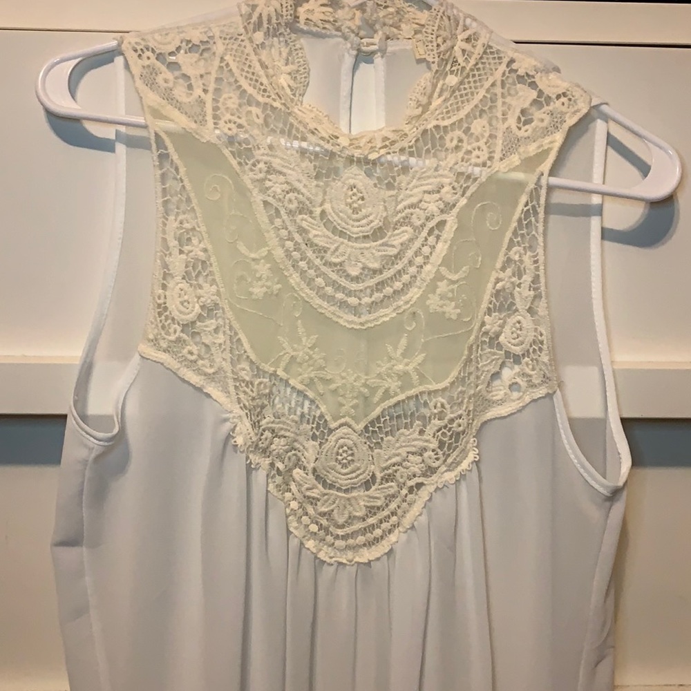 White lace tank top